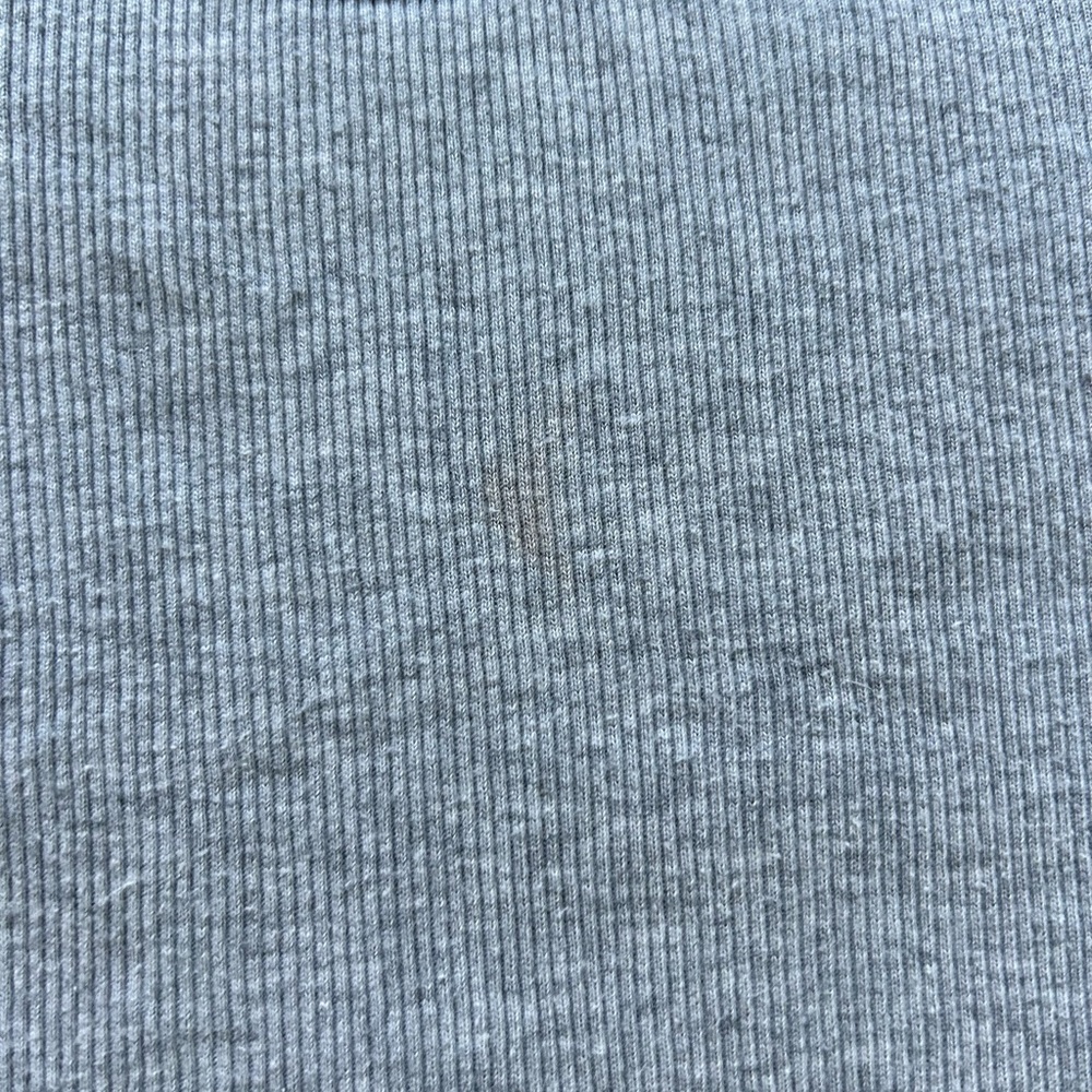 Brandy Melville tee - Picture 4 of 4